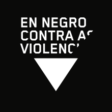 en negro