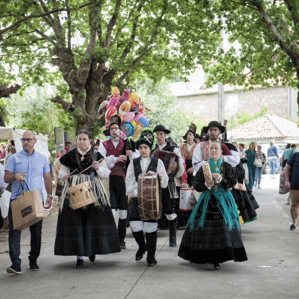 Festeo e Feira da Terra